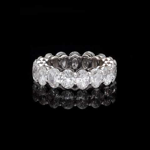 Impressive 16 Carat Oval Diamond Eternity Band