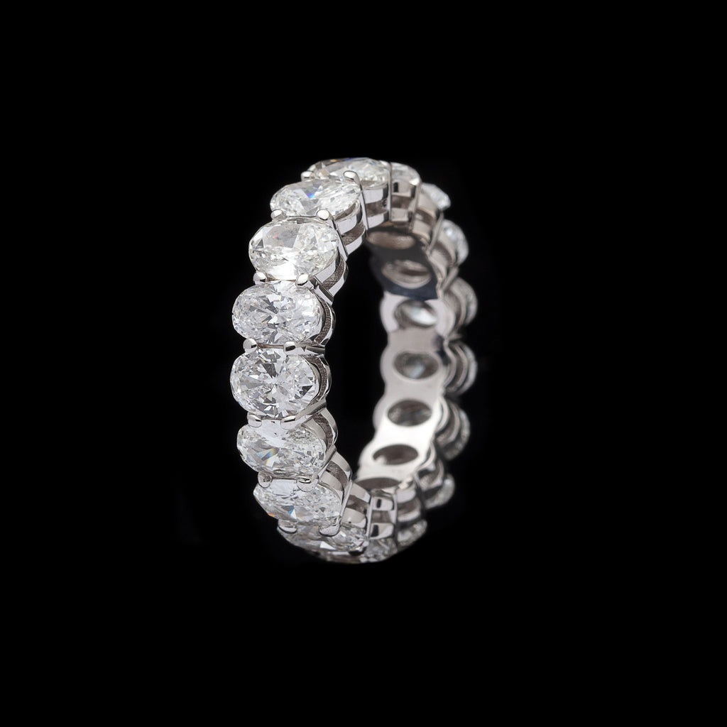 Impressive 16 Carat Oval Diamond Eternity Band