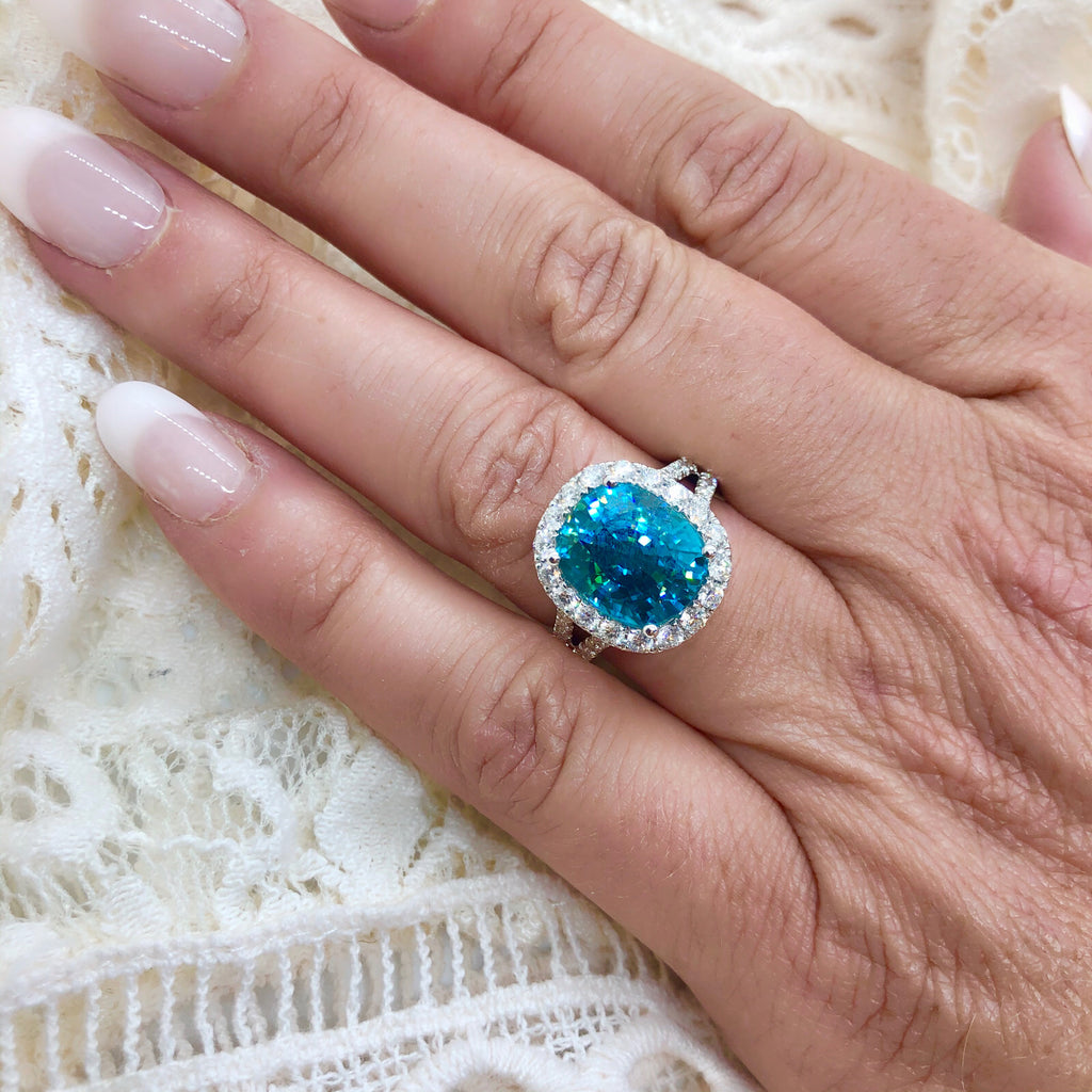 Stunning Blue Zircon & Diamond Ring