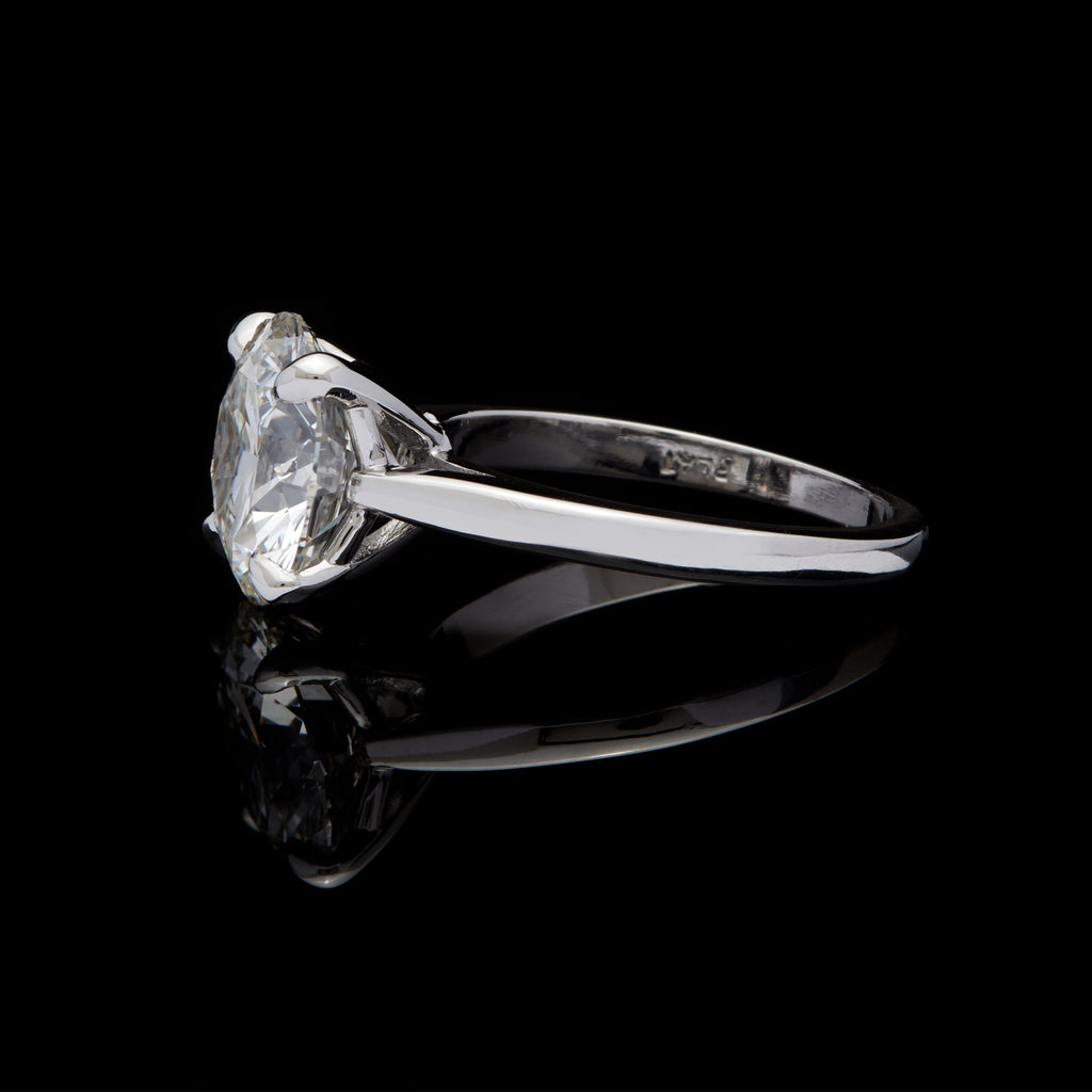 Impressive GIA 4.07 carat Diamond Engagement Ring