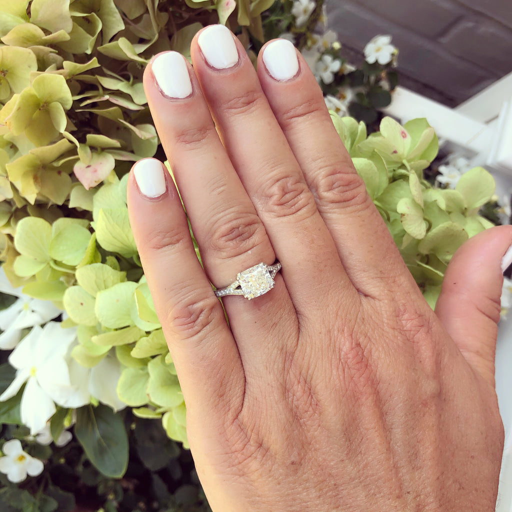 GIA 2.50-cts F/VS1 Cushion Diamond Engagement Ring