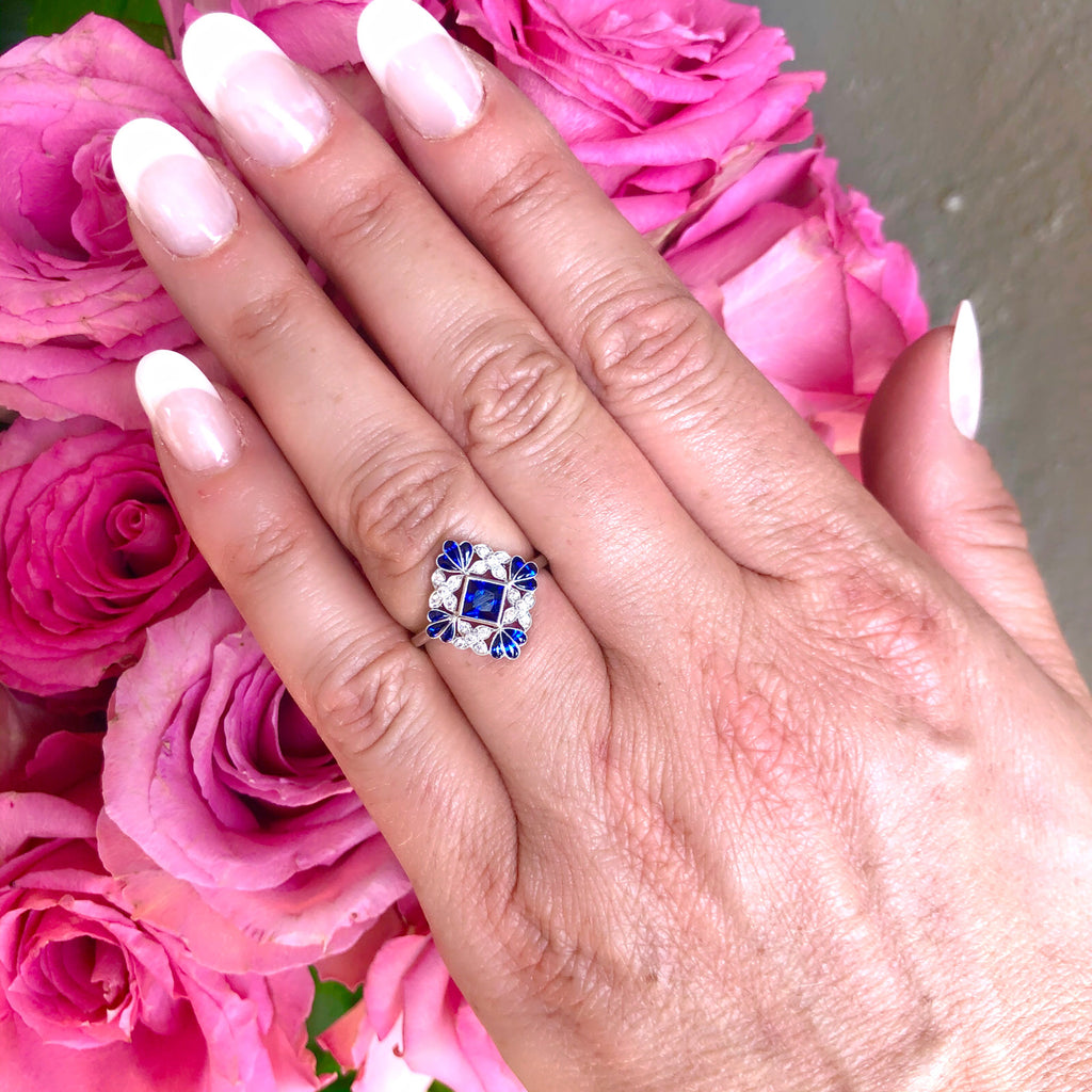 Lovely Floral Sapphire & Diamond Platinum Ring