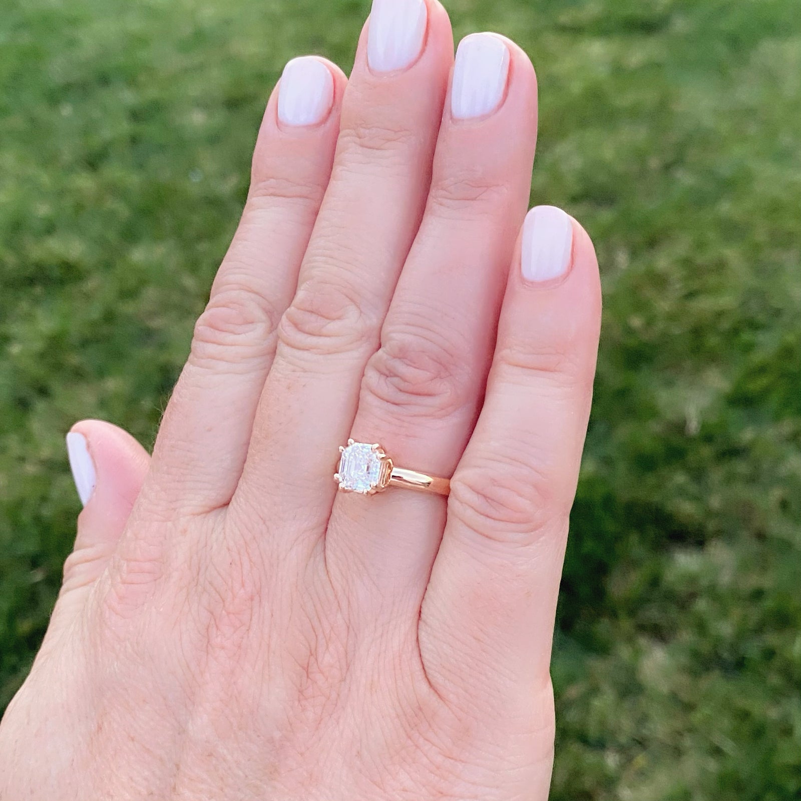 Wondering if this size is appropriate for engagement ring :  r/EngagementRings