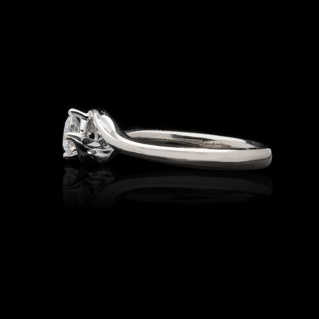 Diamond & 18k White Gold Engagement Ring