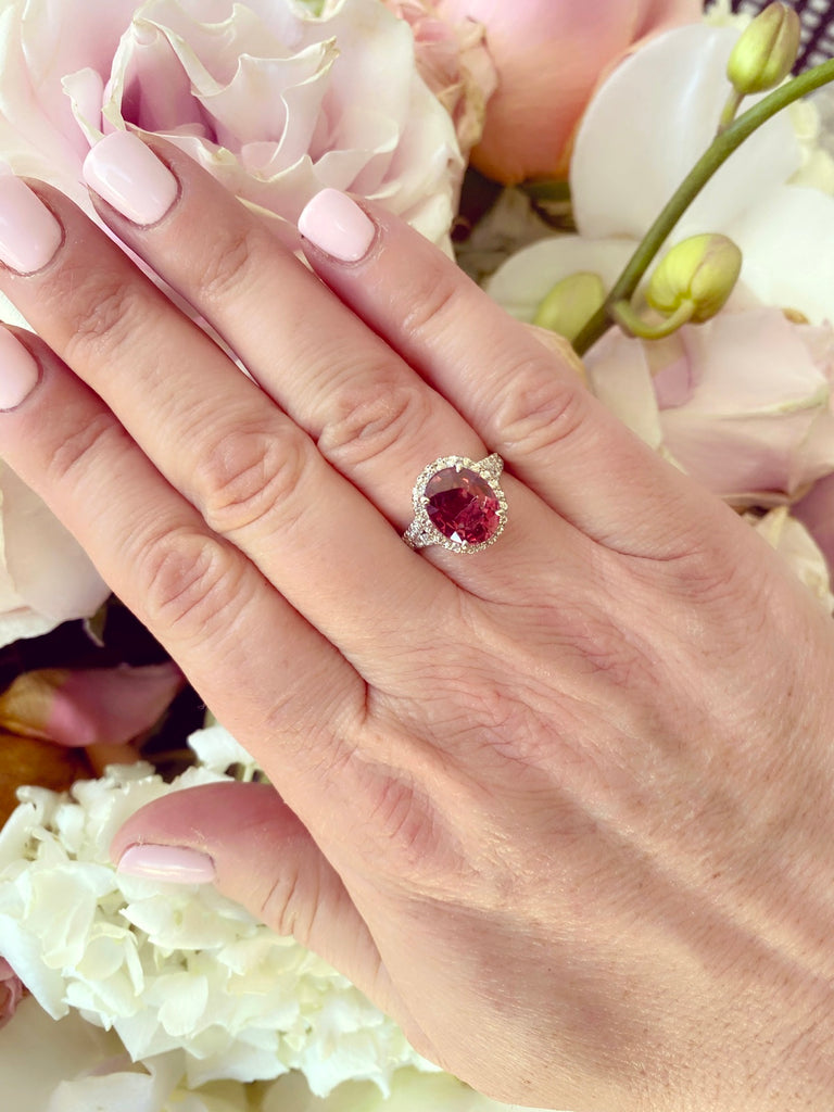 No Heat GIA 5.10-cts. Red-Orange Sapphire Diamond Ring