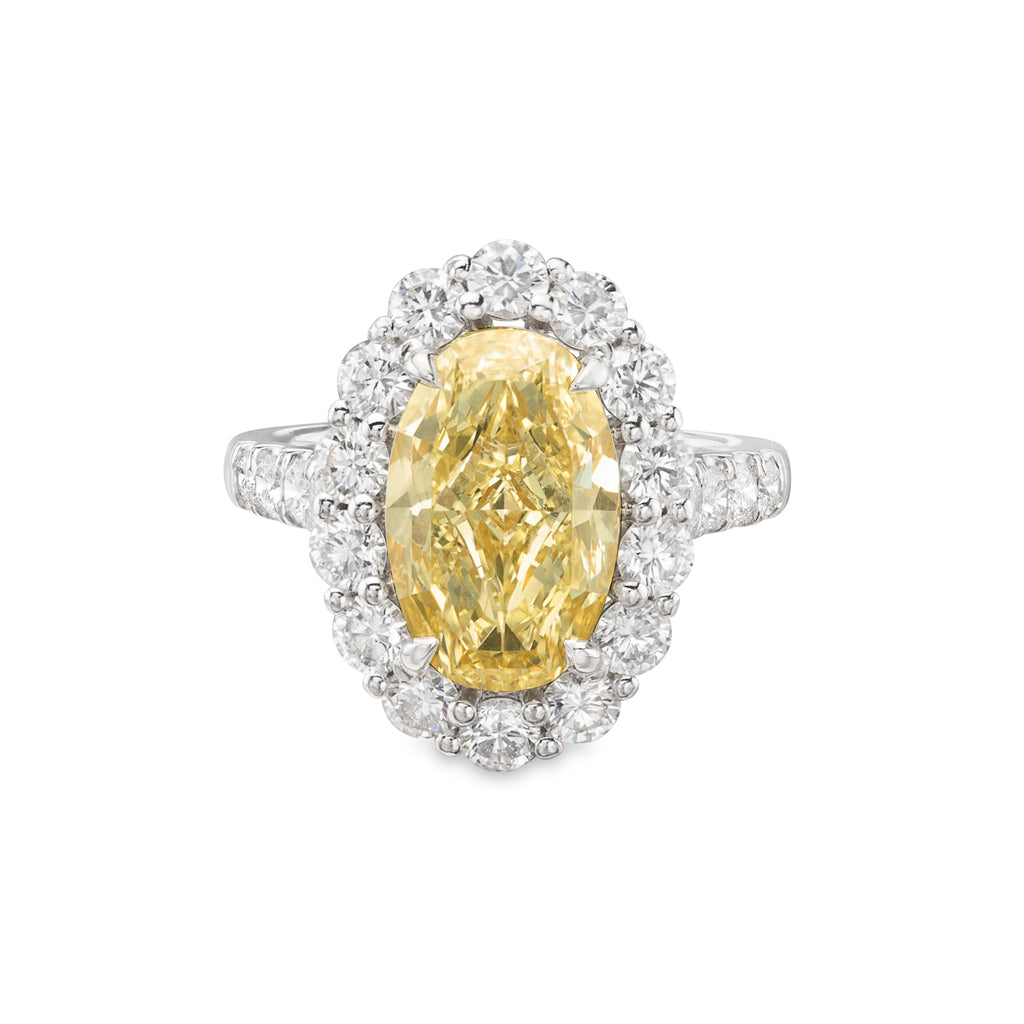 GIA Fancy Light Yellow 4.15-ct Oval Diamond Ring