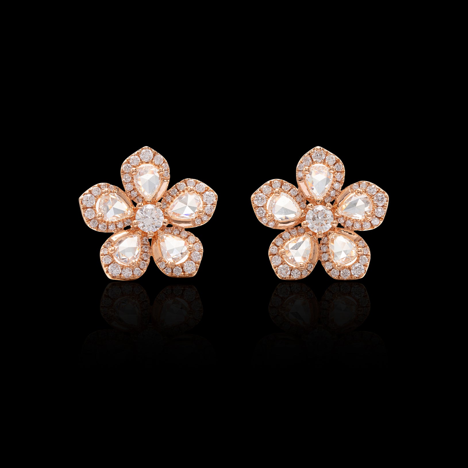 Zaveri Pearls Combo of 2 RoseGold Cubic Zirconia Brass Stud Earrings For  Women-ZPFK10217 : Amazon.in: Fashion