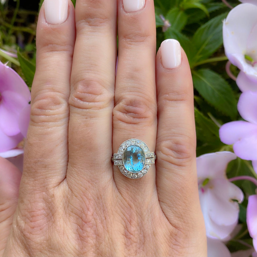 Estate Aquamarine & Diamond Ring