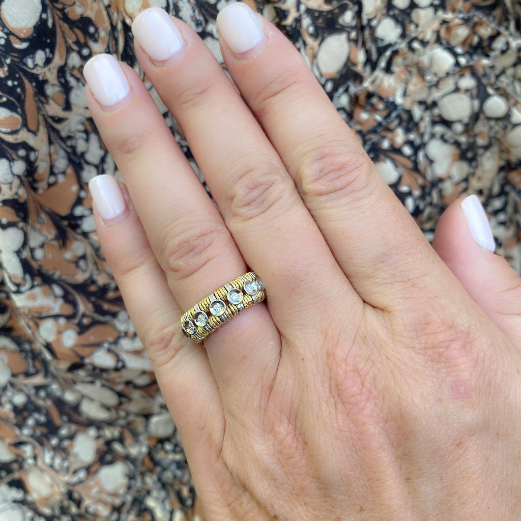 Roberto Demeglio JOY Diamond 18k Gold Stretch Ring