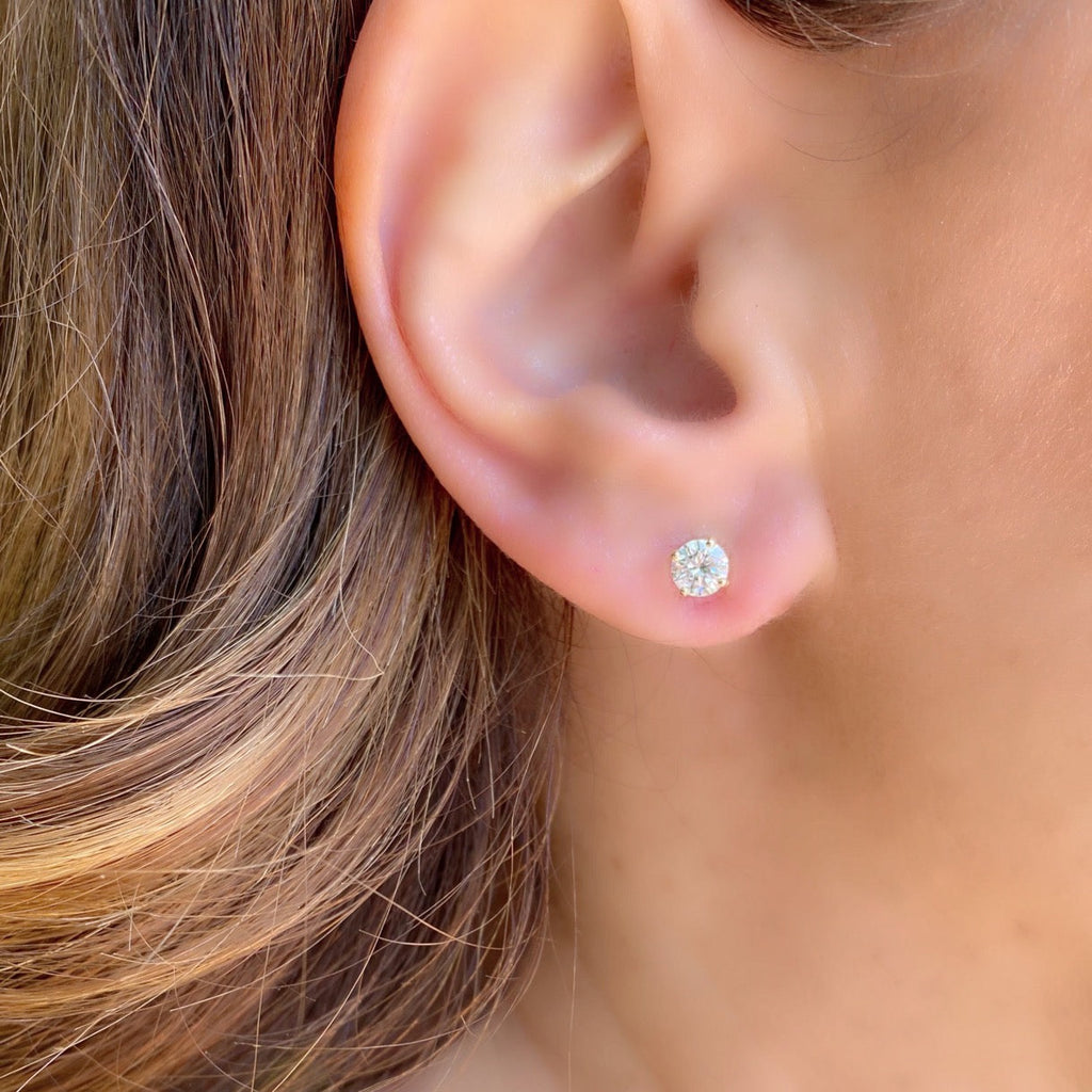Yellow Gold 1.15 carat Diamond Stud Earrings