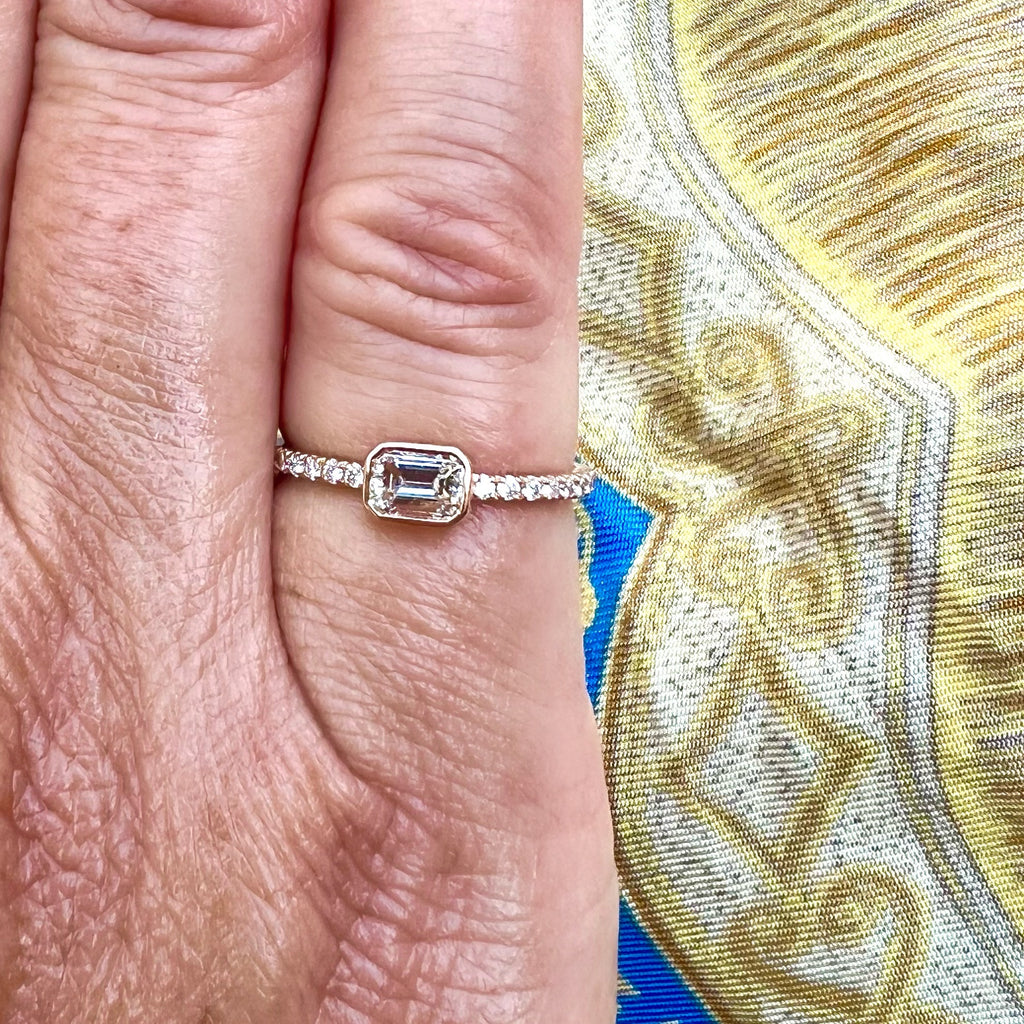 Diamond & 18k Rose Gold Engagement Ring