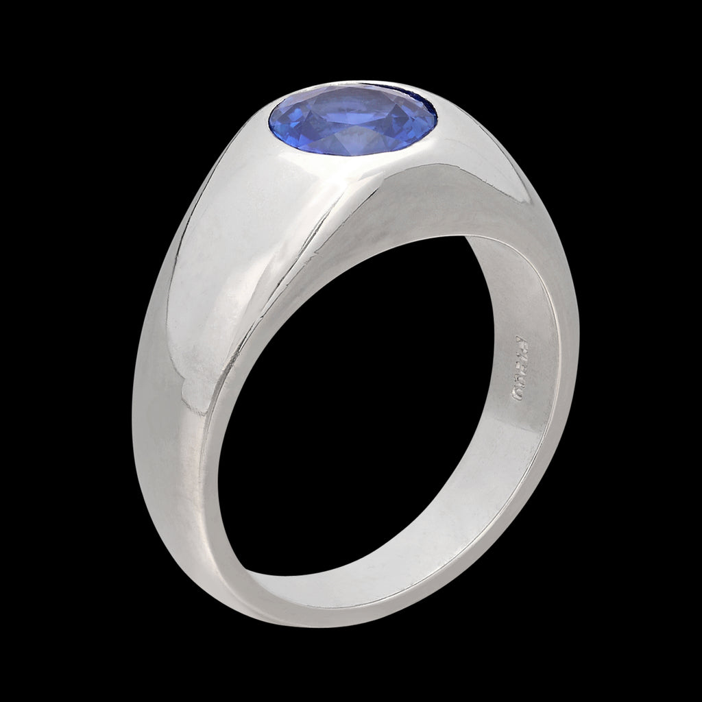 Vibrant Oval Sapphire Platinum Ring