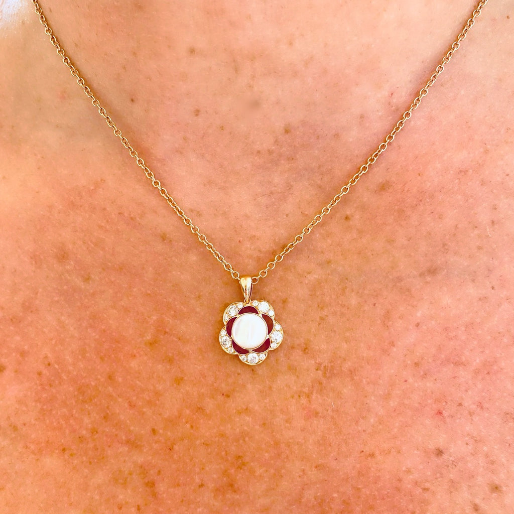 18kt Rose Gold Mother of Pearl & Diamond Pendant Necklace