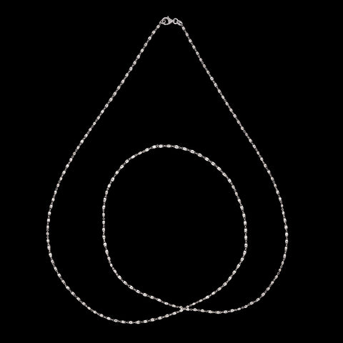 Extraordinary 23.05 carat 18kt White Gold Long Necklace