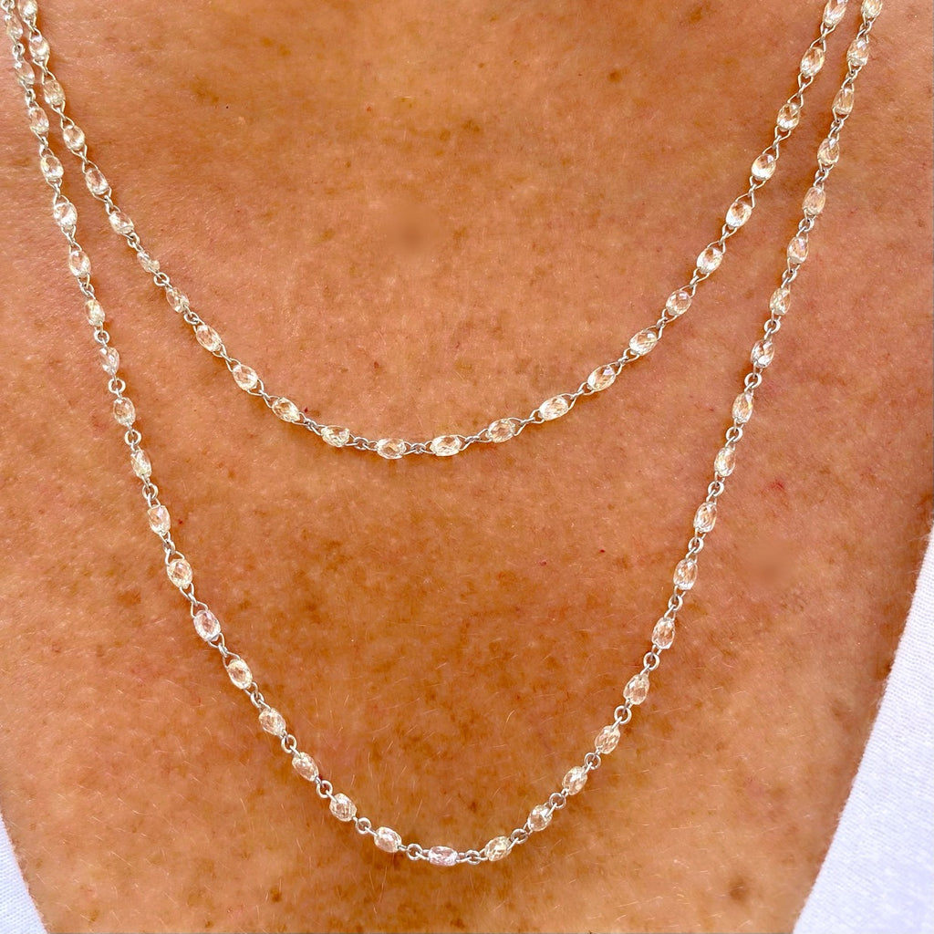 Extraordinary 23.05 carat 18kt White Gold Long Necklace