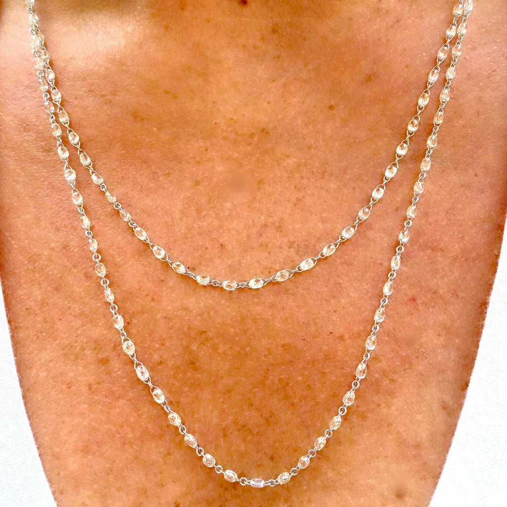 Extraordinary 23.05 carat 18kt White Gold Long Necklace