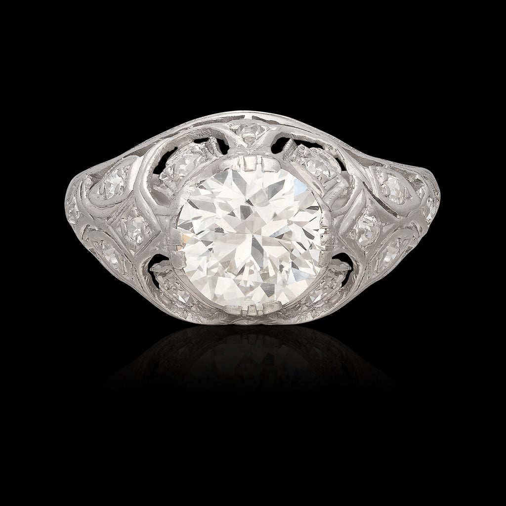 Antique 1.72-cts Diamond & Platinum Engagement Ring