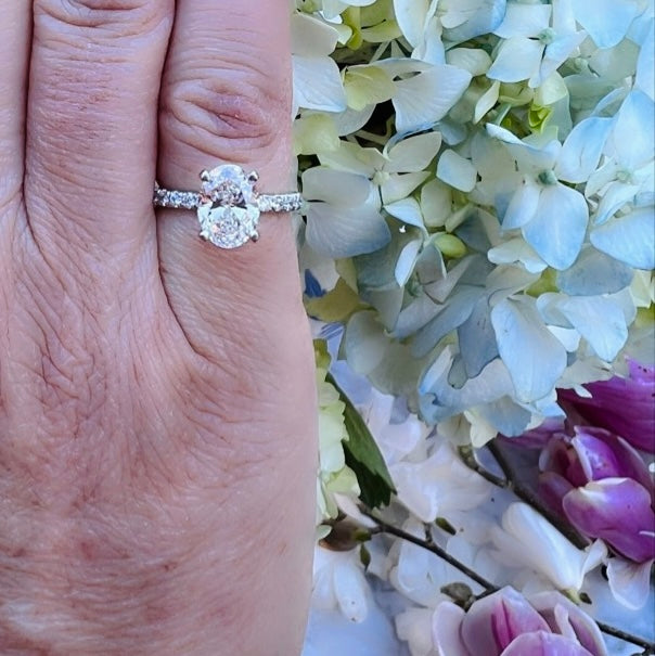 Platinum GIA 1.80 D/SI1 Oval Diamond Ring