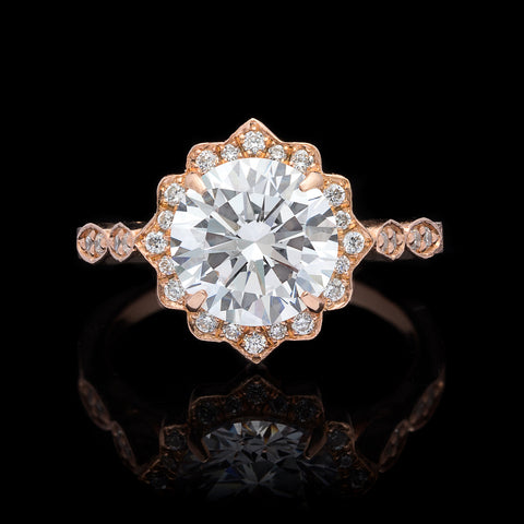 18kt Rose Gold Ring Featuring Round Brilliant Cut Diamond